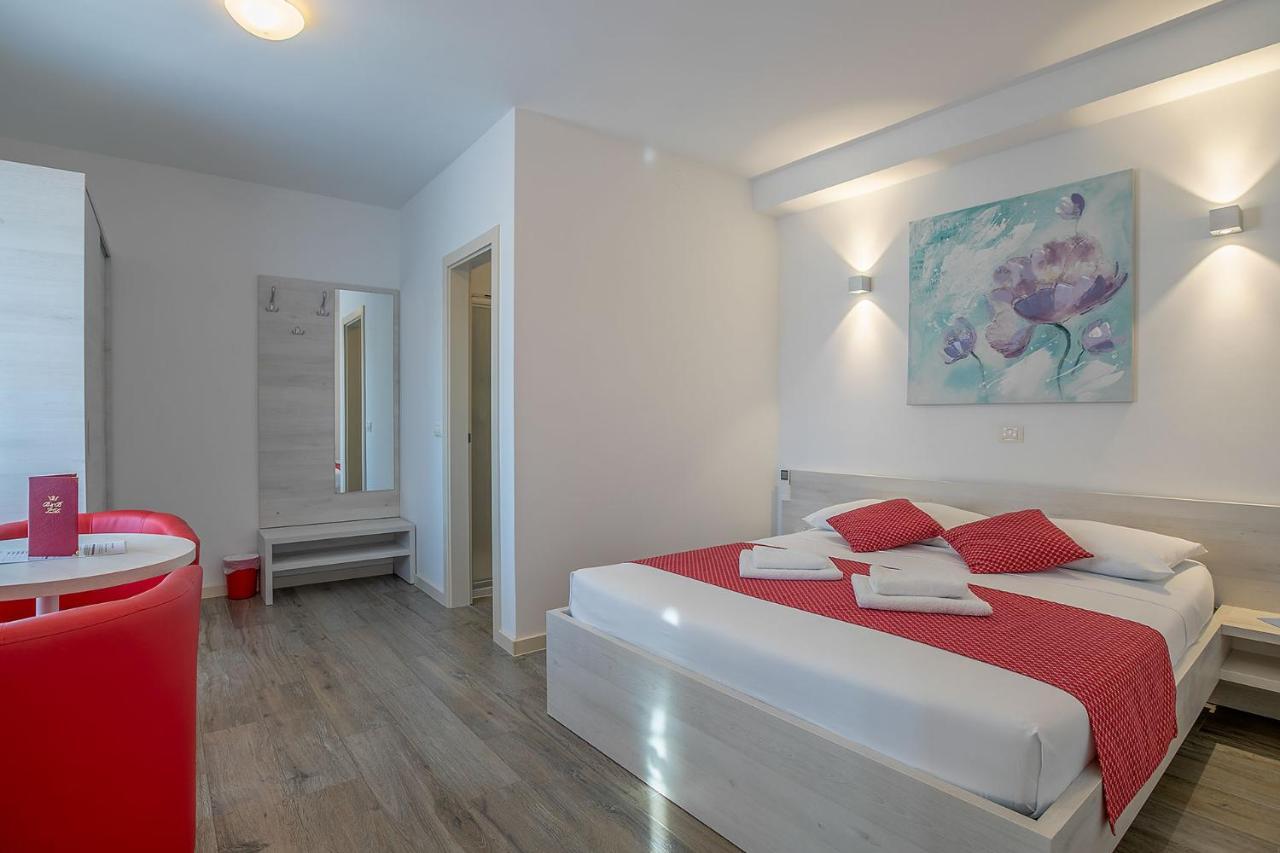 Bb-Ld Bed & Breakfast Pula Ngoại thất bức ảnh