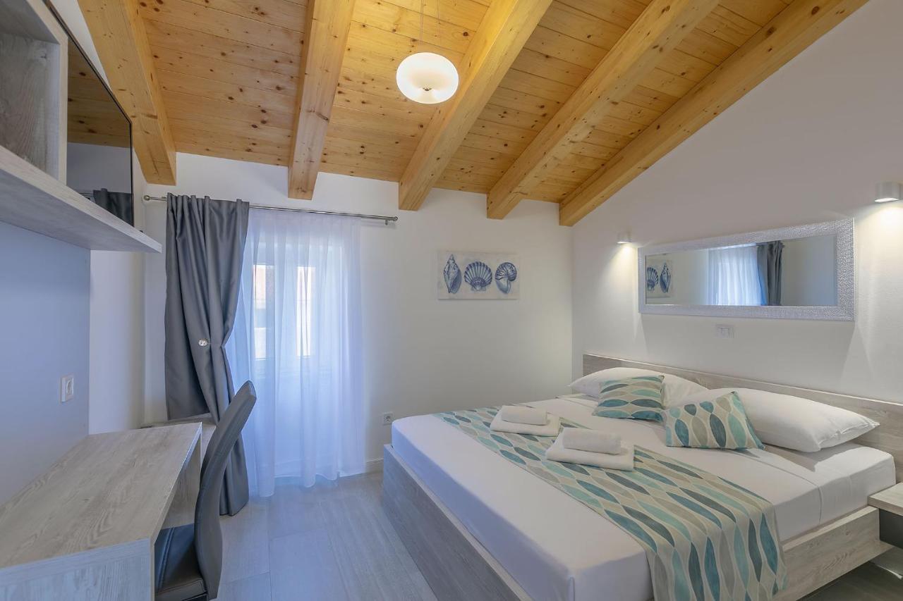 Bb-Ld Bed & Breakfast Pula Ngoại thất bức ảnh
