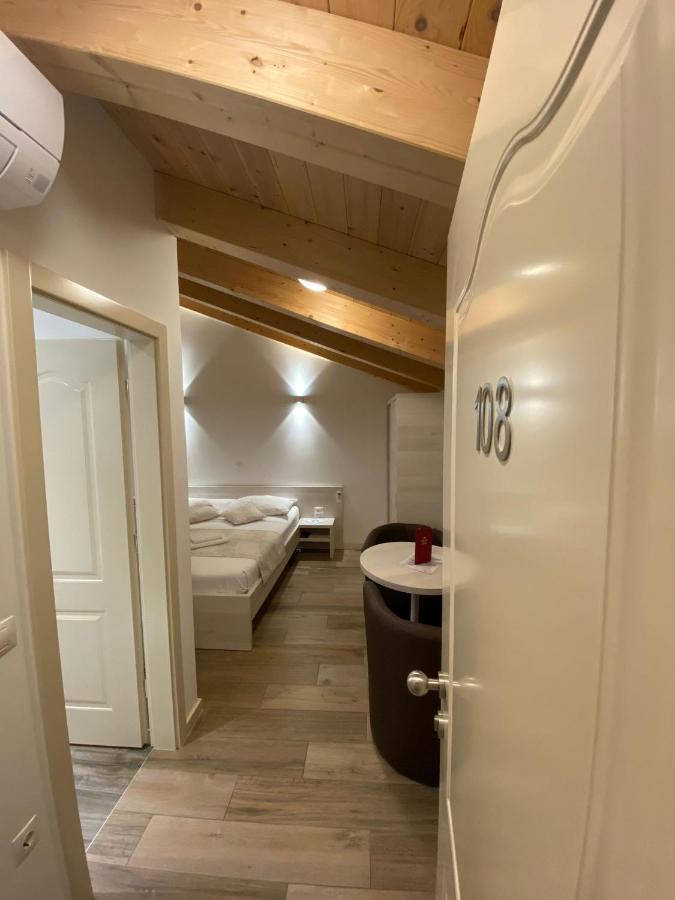 Bb-Ld Bed & Breakfast Pula Ngoại thất bức ảnh